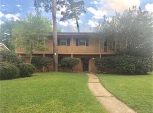 5607 Sheraton Oaks Dr, Houston, TX 77091