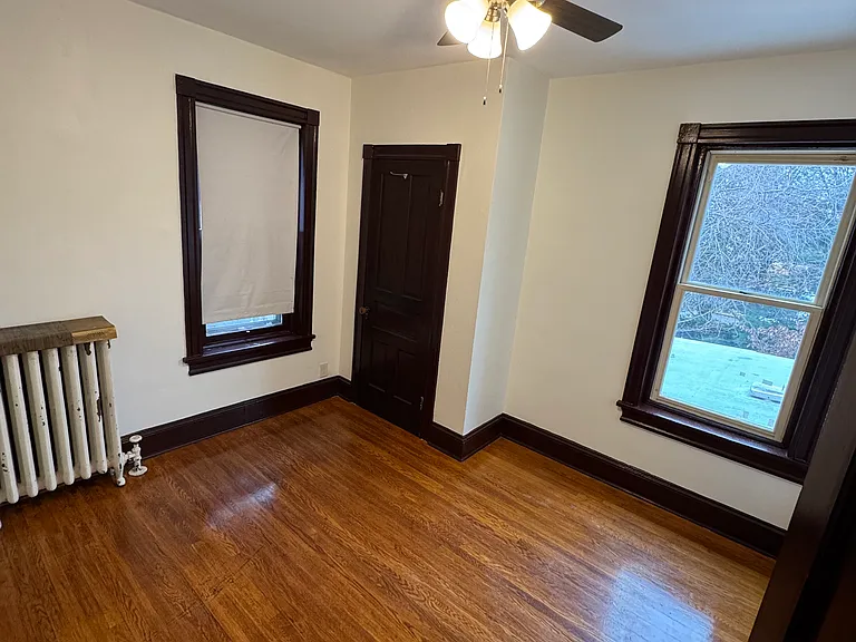 117 Jackson St — Photo 12