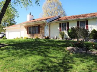 896 Judy Ln, Troy, MO 63379
