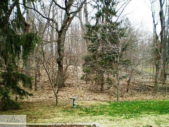 2nd image of 2670 E Blue Haven Ct
