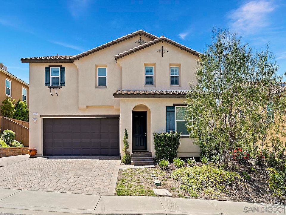 1st image of 1742 Avenida Regina