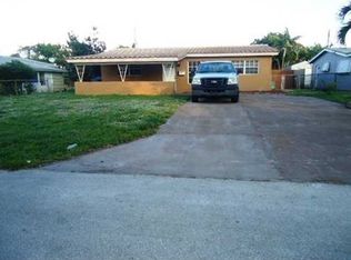 2011 N 61st Ave, Hollywood, FL 33024