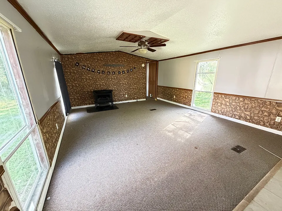 183 Ainsley Ave