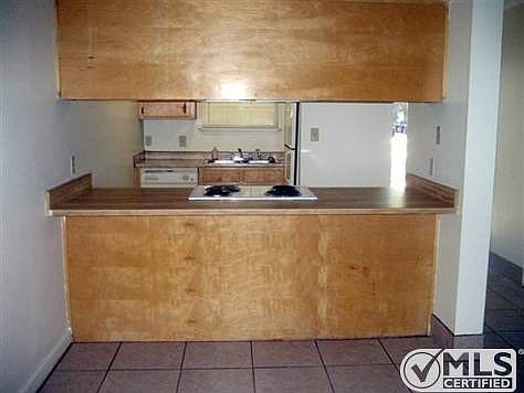 3rd image of 3232 Nekoma Ln #1