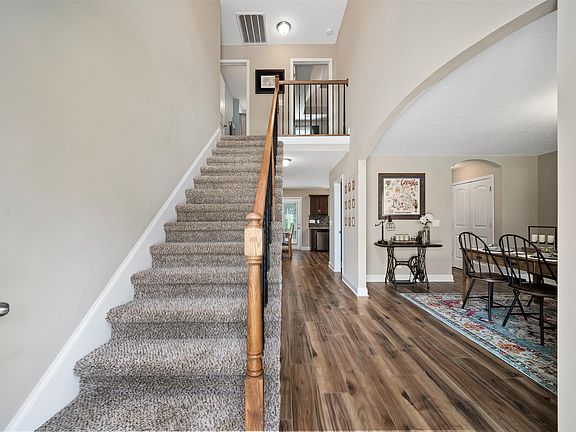 2nd image of 1180 Eagles Bluff Dr