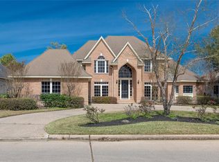 100 Somerton Dr, Montgomery, TX 77356