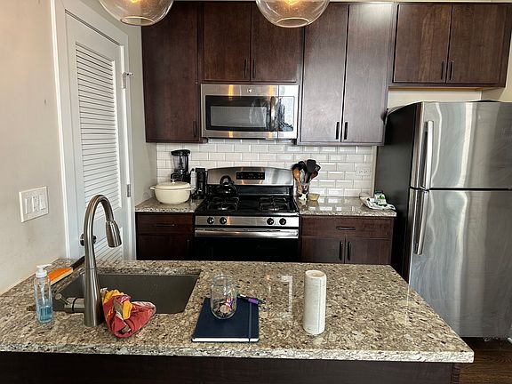 2nd image of 2655 W Haddon Ave APT 3R