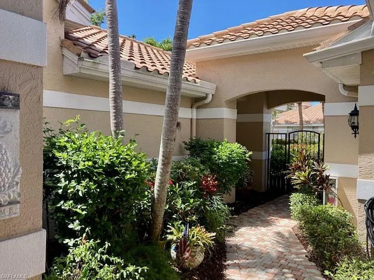 25259 Galashields Cir — Photo 3