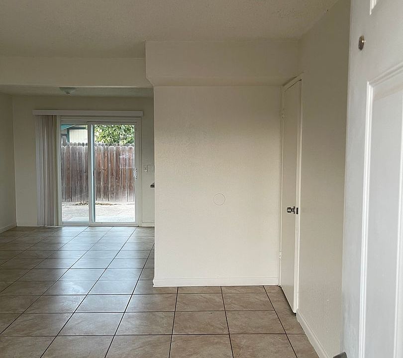1st image of 2270 Blossom St
