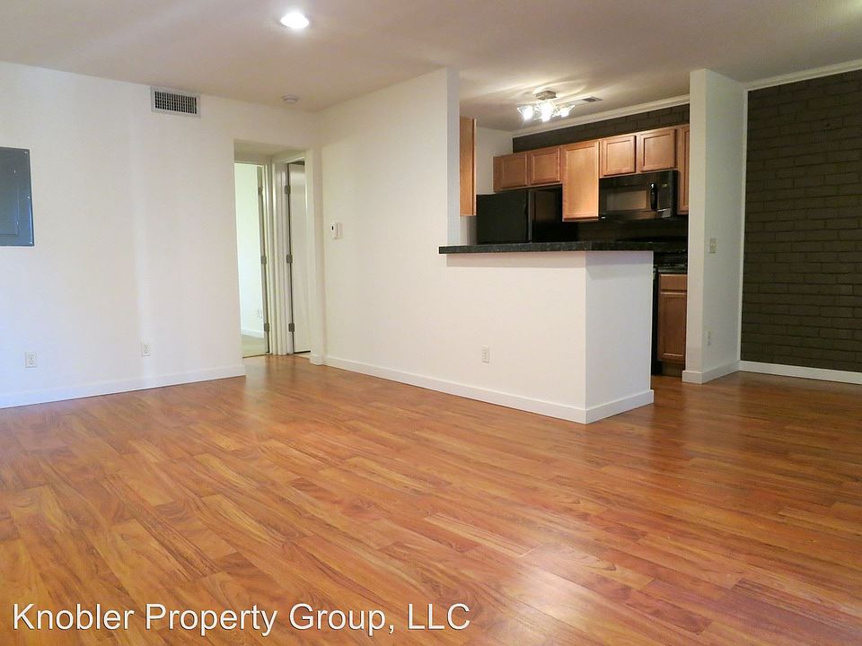 1st image of 4109 Avondale Ave APT 207