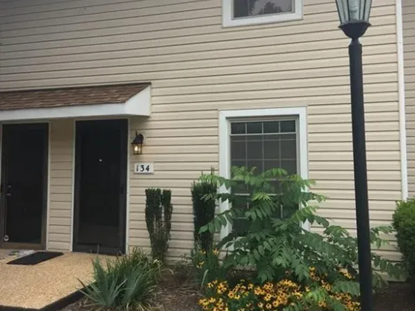 134 Turnwood Ln, Winston Salem, NC 27104