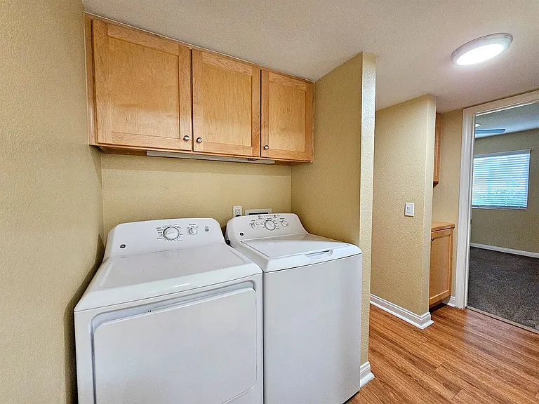 Citrus Court Apartments — Photo 83