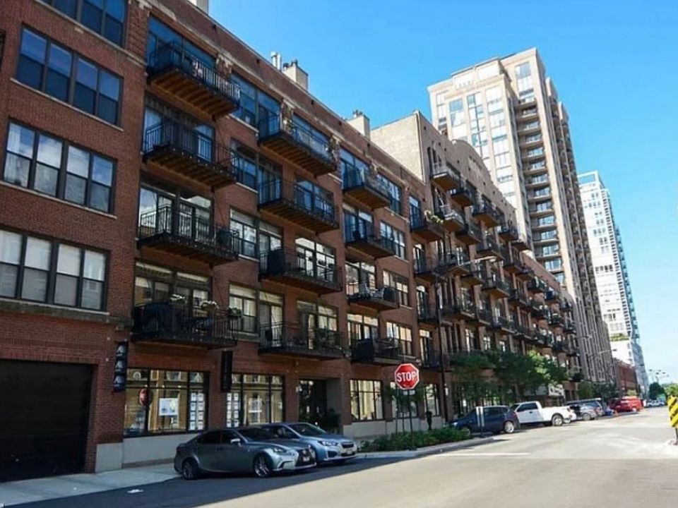 1st image of 375 W Erie St APT 321