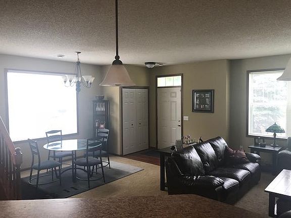 3rd image of 3333 Cherry Ln Unit A