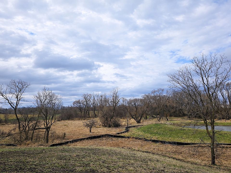 2nd image of 20860 Horseshoe Ct