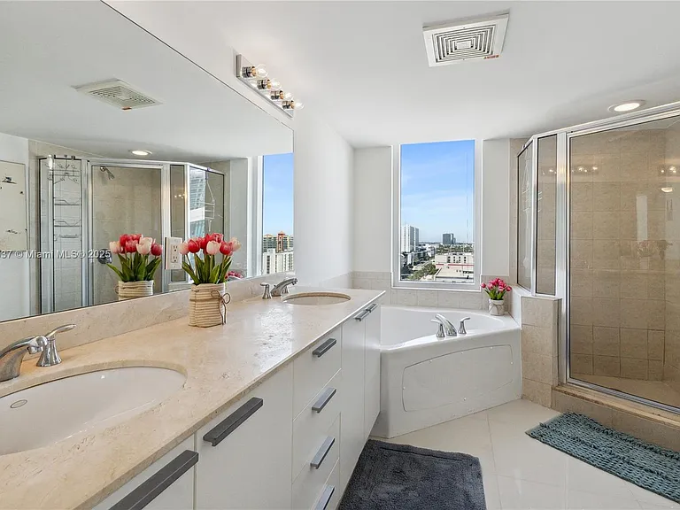 16699 Collins Ave #1407 — Photo 13