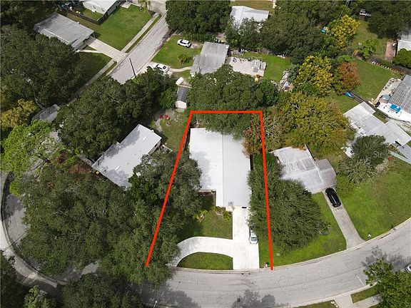 3rd image of 430 E Cornelius Cir