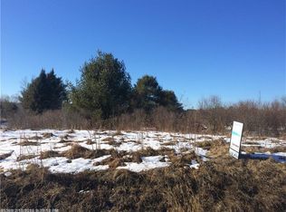 250 Range Rd, Cumberland, ME 04021