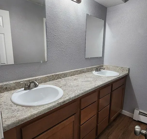 Myers Court — Photo 21