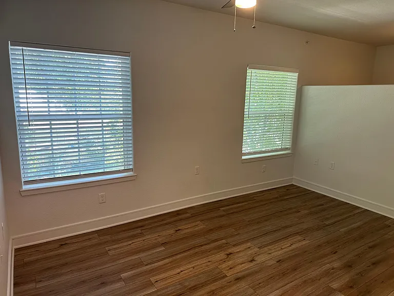 116 Hann St #15 — Photo 8