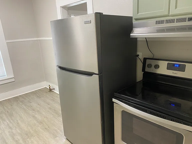 119 N Avenue D — Photo 30