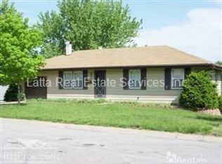 16118 E 34th St S, Independence, MO 64055