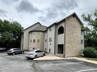 1000 Emery Rd #K02, Lawrence, KS 66044