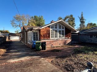 23213 Canzonet St, Woodland Hills, CA 91367