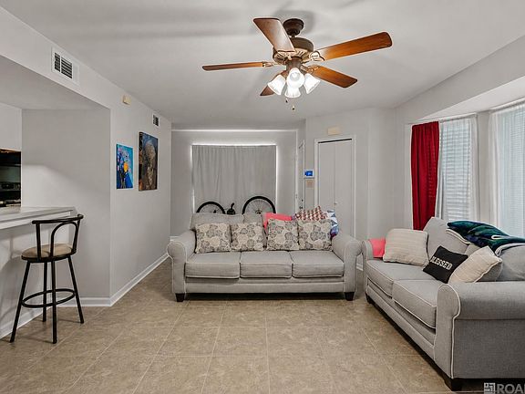 4th image of 2051 S Brightside View Dr APT B