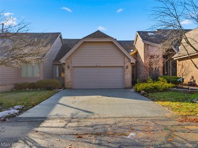 30127 N Meadowridge, Farmington, MI, 48334