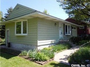 526 Cleveland Blvd, Fayetteville, NY 13066