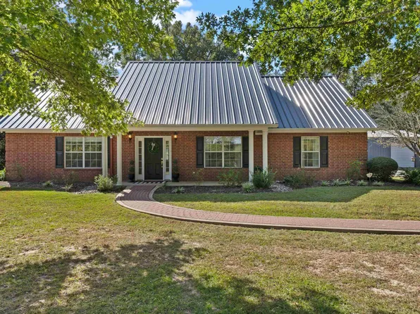 400 Highway 79 E, Henderson, TX 75652