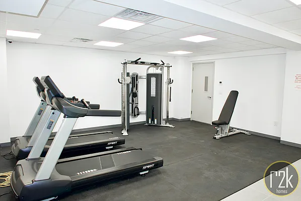 Rented by Realty 2000 Corp | media 17