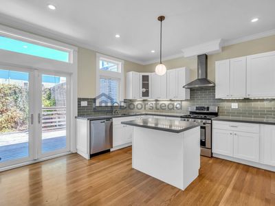 986 18th St, Oakland, CA, 94607