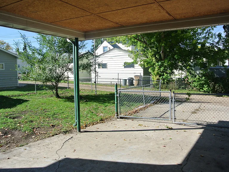 812 Park St SE — Photo 8