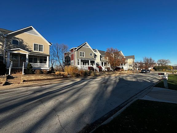 3rd image of 1516 Broadway St
