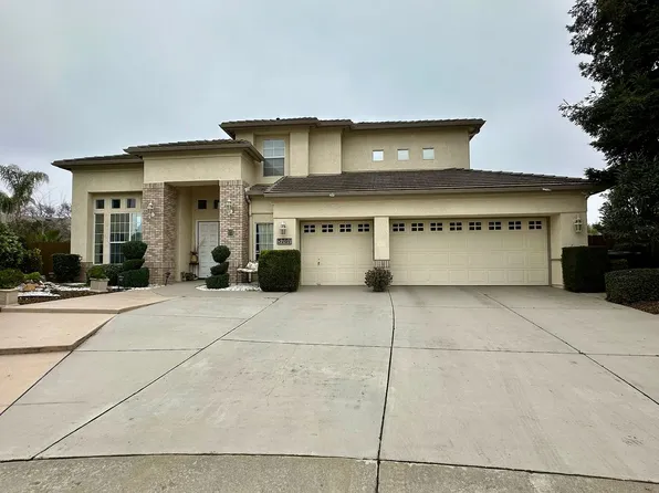 5701 W Country Ave, Visalia, CA 93277