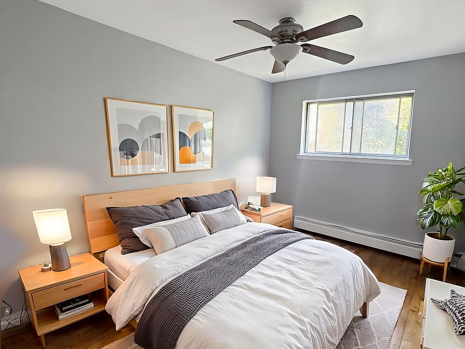 2ND BEDROOM (STAGED)