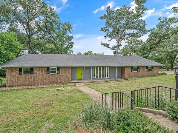 905 E Watkins St, Tyler, TX 75701