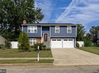 18 Sherwood Ln, Westampton, NJ 08060