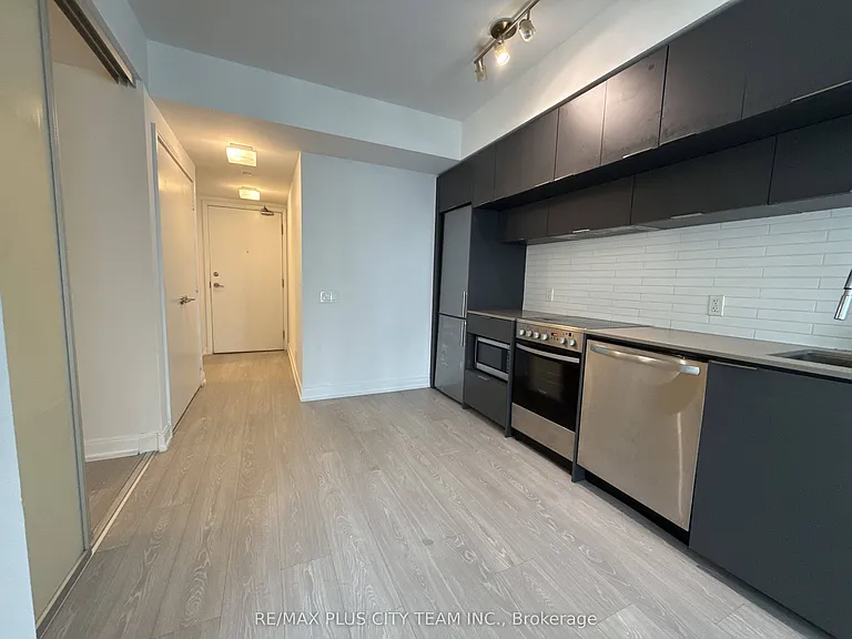 181 Dundas St E #1901 — Photo 6