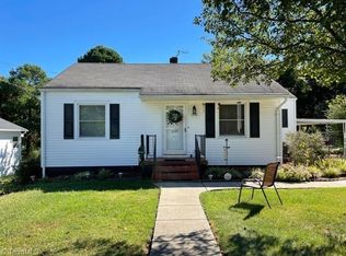 3125 Luther St, Winston Salem, NC 27127