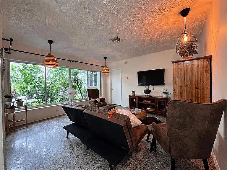 1st image of 2040 E Hillsboro Blvd #1