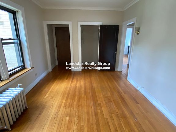 3rd image of 4523 N Paulina St APT 1C