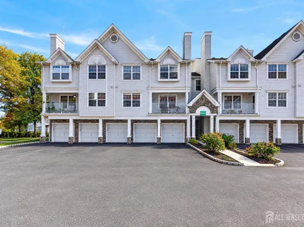 112 Prestwick Way, Edison, NJ 08820