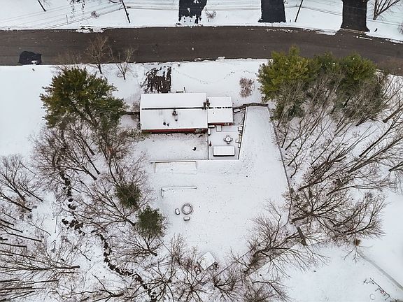 4th image of 4232 Marietta Dr