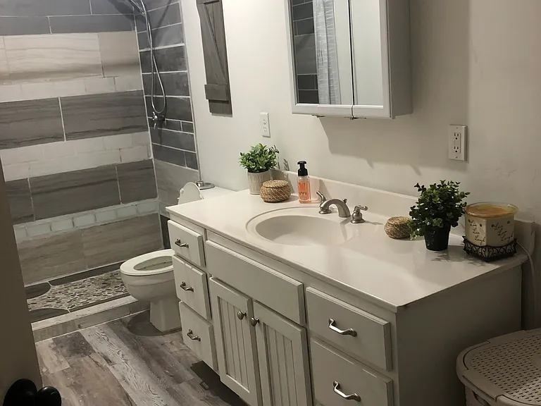 141 E Carbonell Way — Photo 1