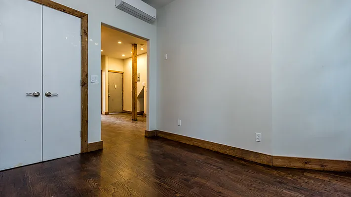 Rented by Nooklyn NYC LLC | media 36