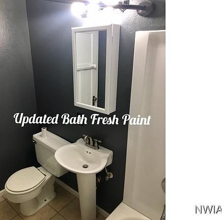 5th image of 2922 Rebecca St