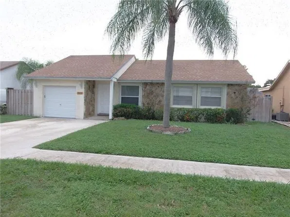 1905 SW 86th Ave, Pompano Beach, FL 33068